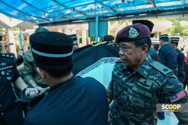 Jenazah Tun Hanif Omar Tiba Di Masjid Negara Scoop