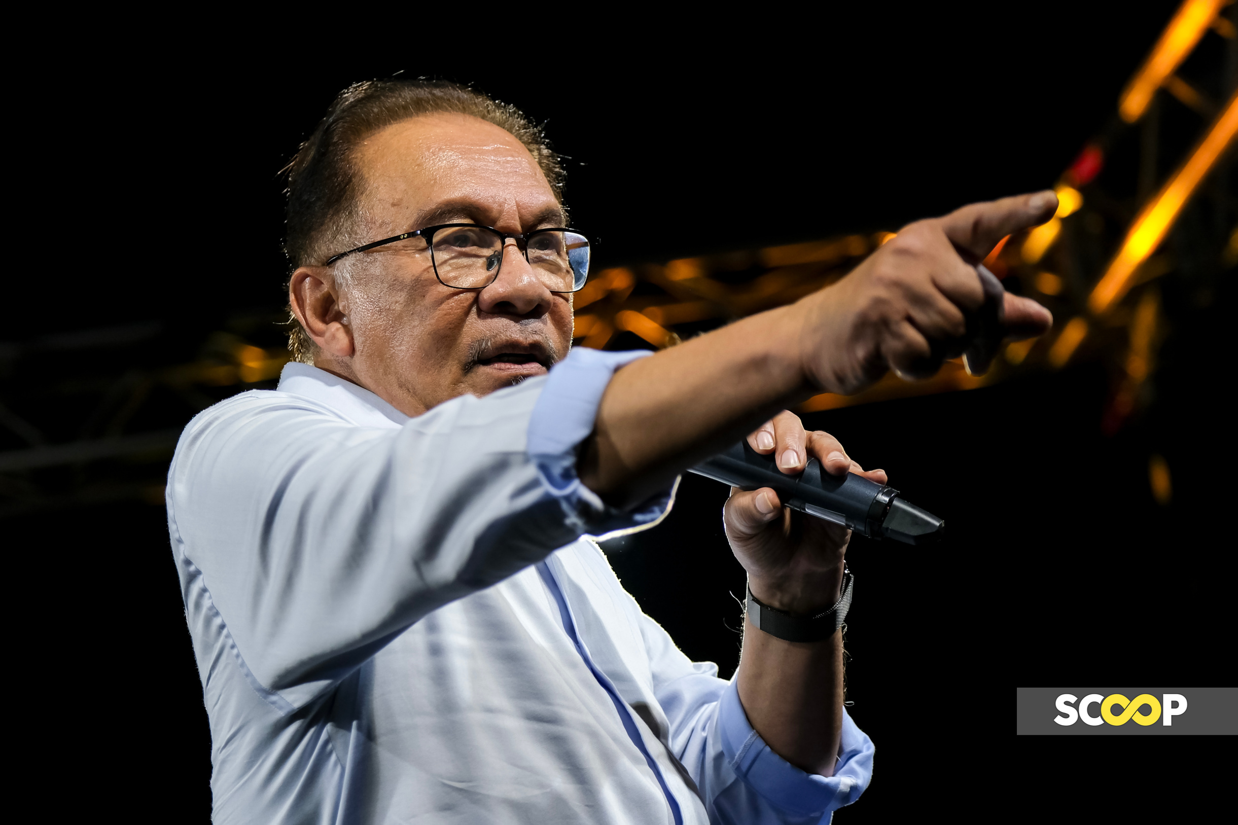 Anwar vows zero tolerance for politicians trumping race, religion cards