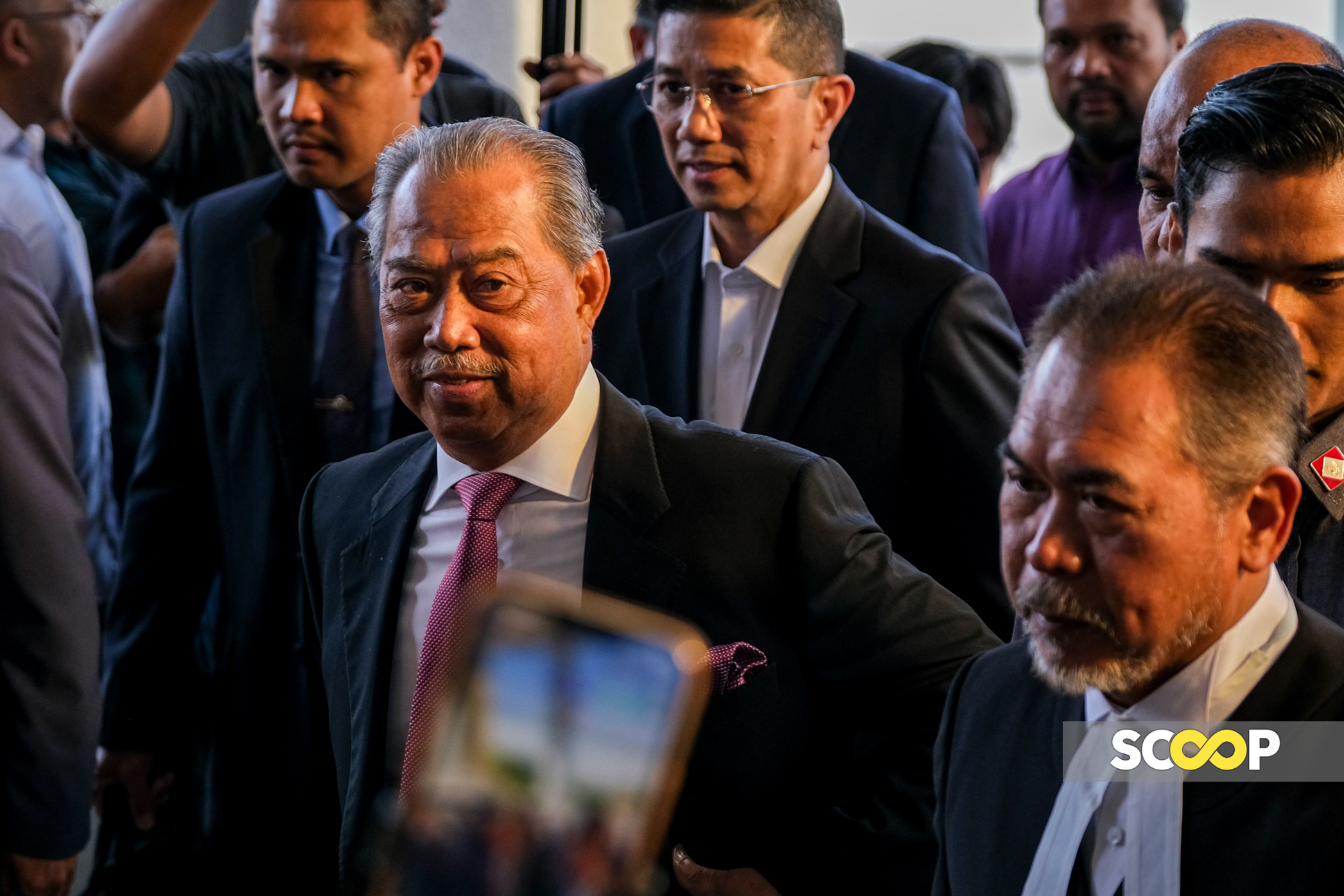 Muhyiddin arrives in KL court in bid to quash 4 bribery, abuse of power charges
