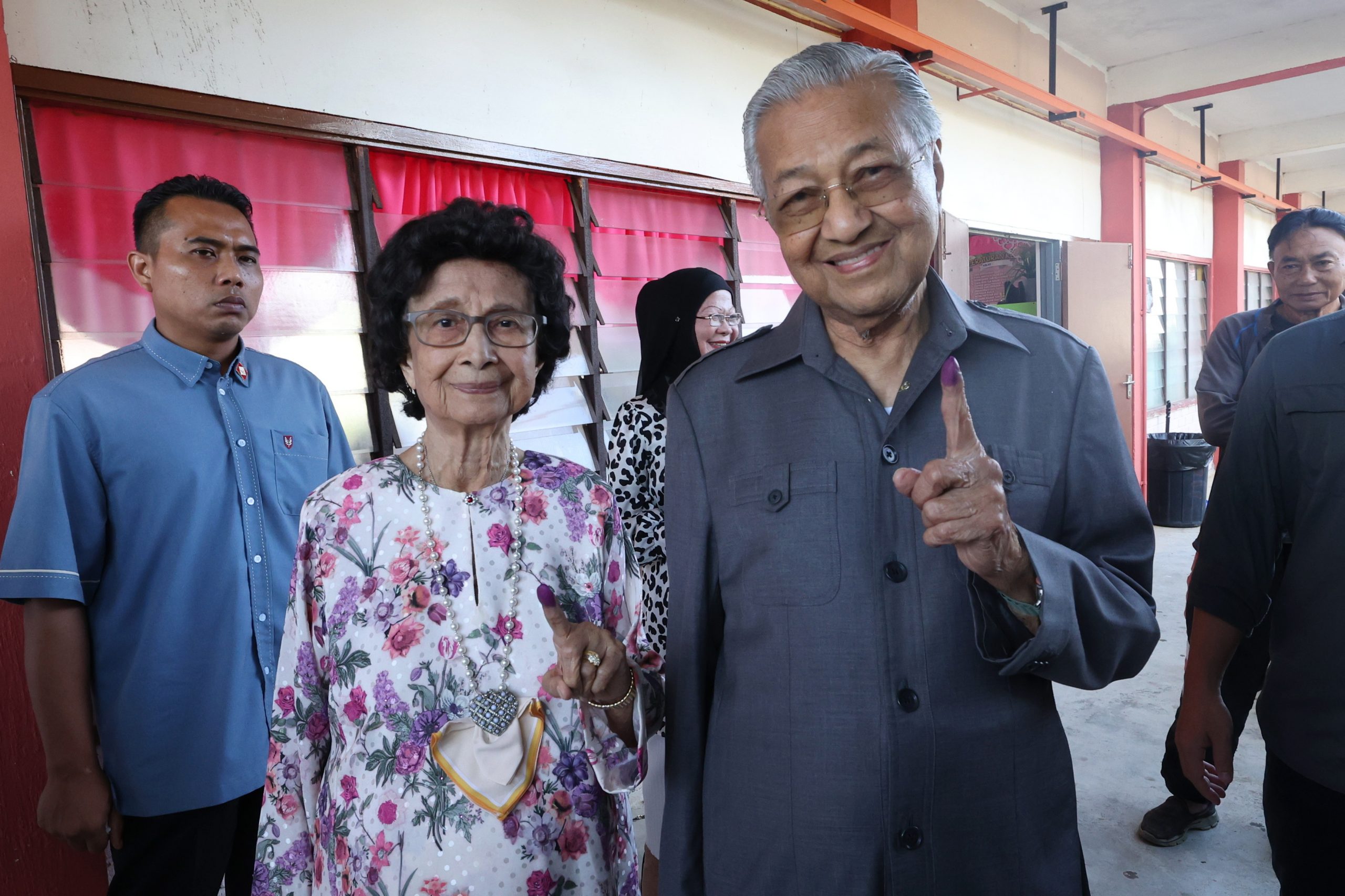 Dr Mahathir, Siti Hasmah cast their ballots in Anak Bukit
