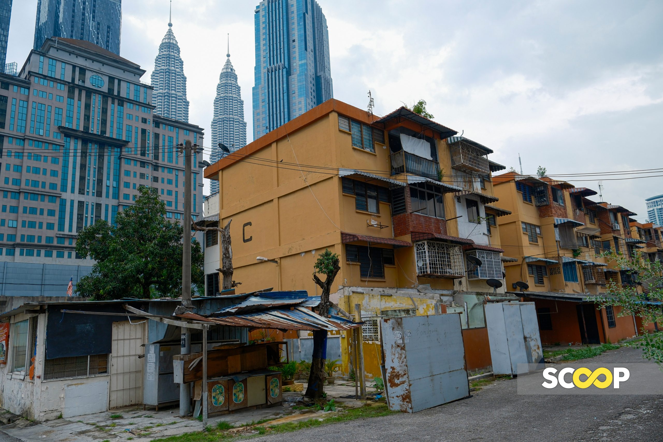 Eviction-stricken Kg Sg Baru calls on Anwar for support