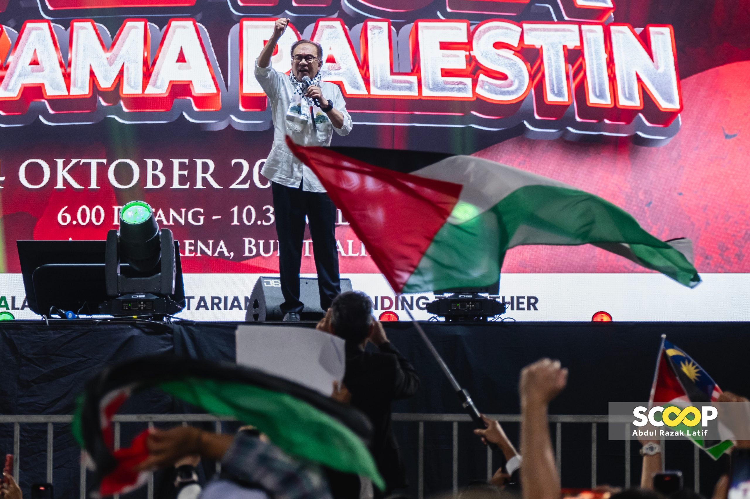 Malaysia unshaken: threats against Anwar's Palestine advocacy expected to have minimal impact, observers say
