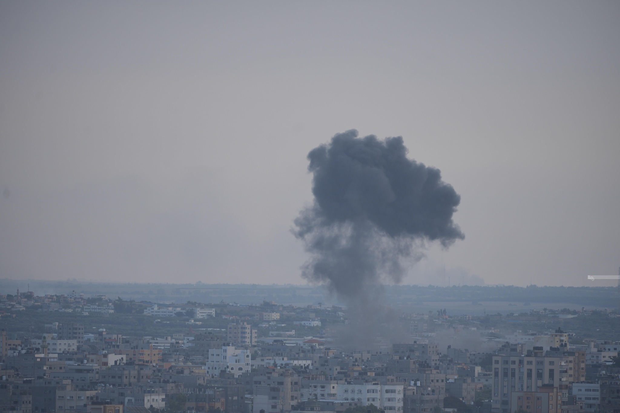 Israeli airstrike on school in Gazan refugee camp kills at least 15