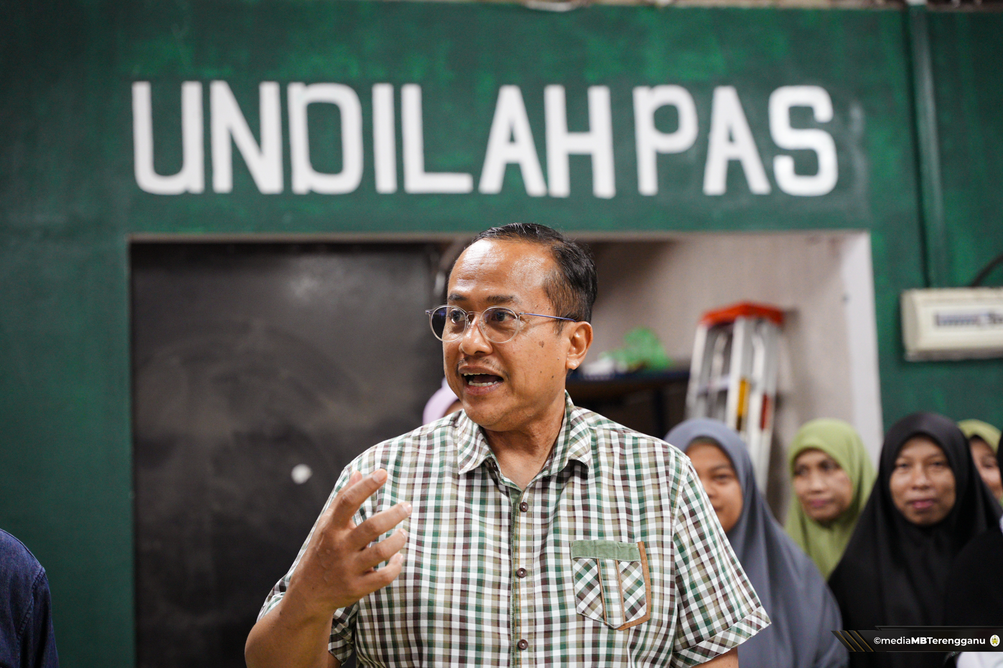 PAS fielding more non-ulama leaders to soften hard-line image, analyst says