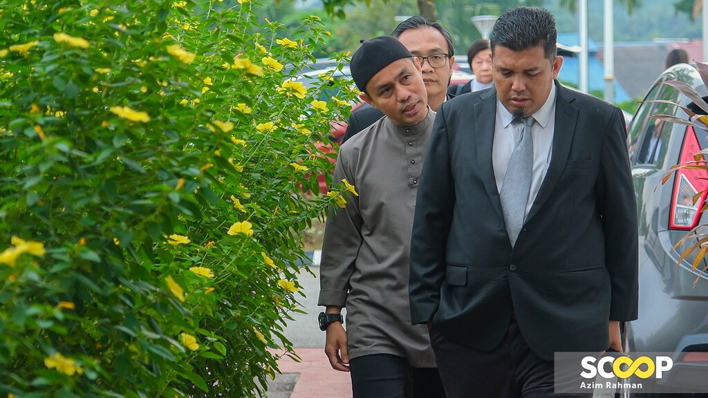 PU Azman called to enter defence for sexual assault charges | Scoop 