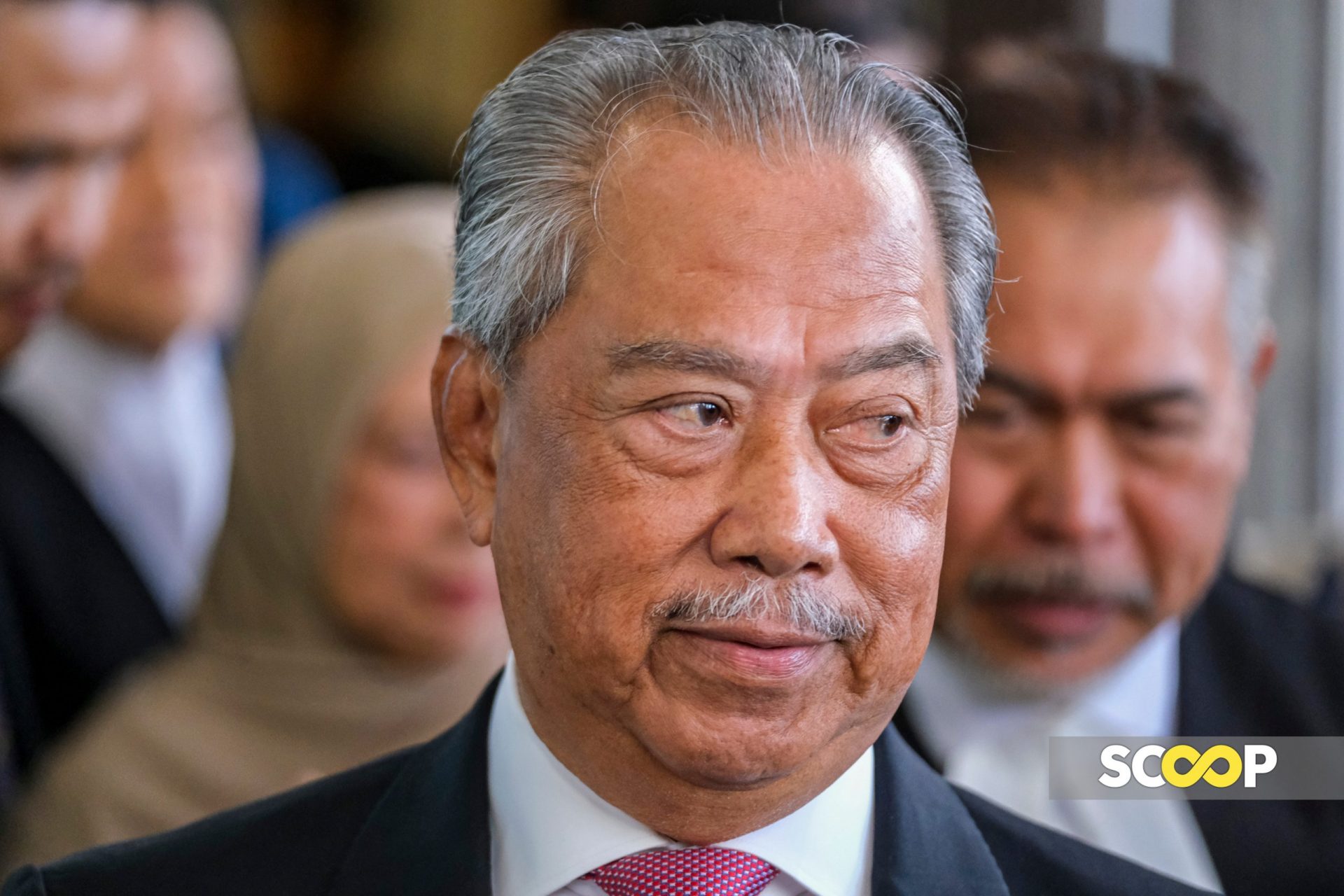 Muhyiddin malu, aib dengan Umno ‘lebih rela tanggung risiko Ahli Parlimen Bersatu sokong Anwar’