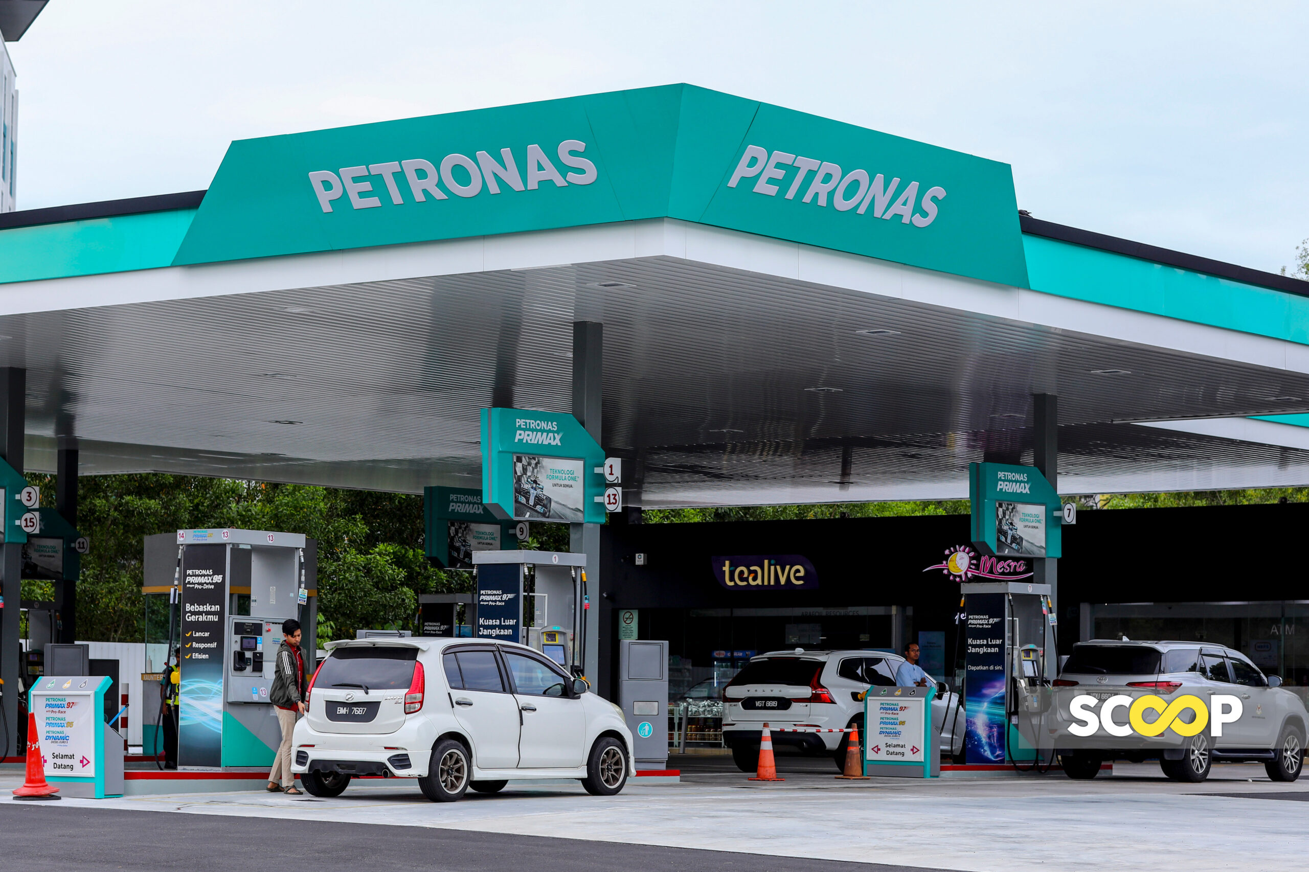 Bekalan diesel di semua stesen Petronas terjejas akan pulih dalam dua hari: PDB