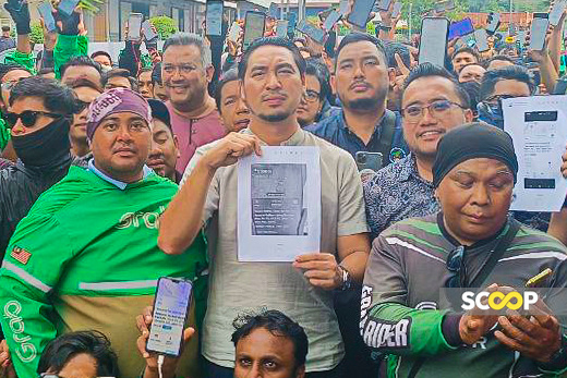 Political twist in Grab p-hailing blackout with attendance of PN's Wan Ahmad Fayhsal