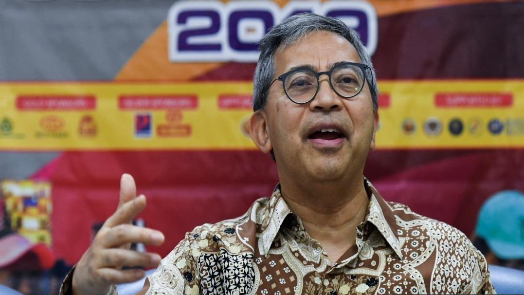 SPRM serah perintah notis kepada Mirzan Mahathir