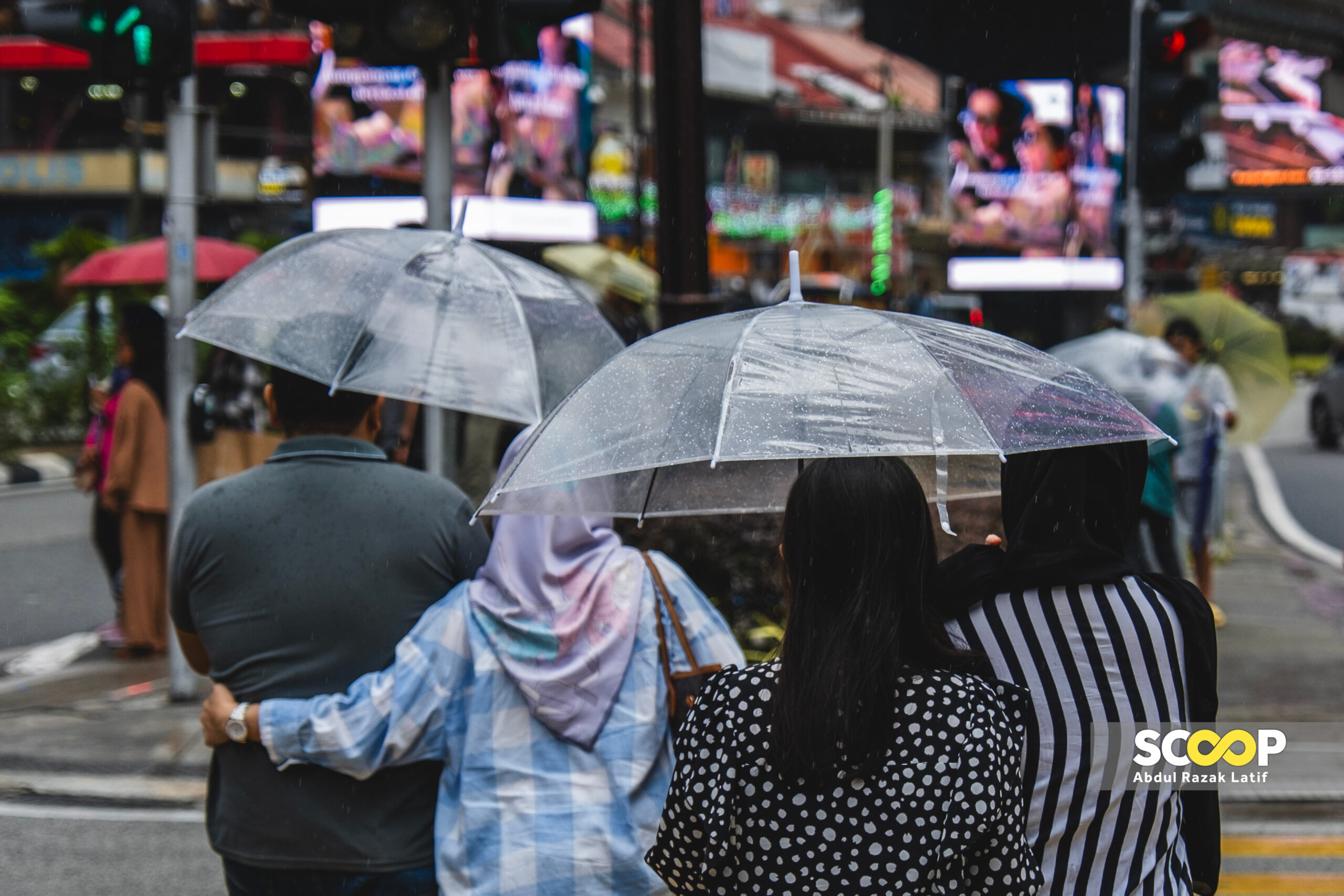 Continuous rain in Sarawak, Sabah till Sunday, warns METMalaysia