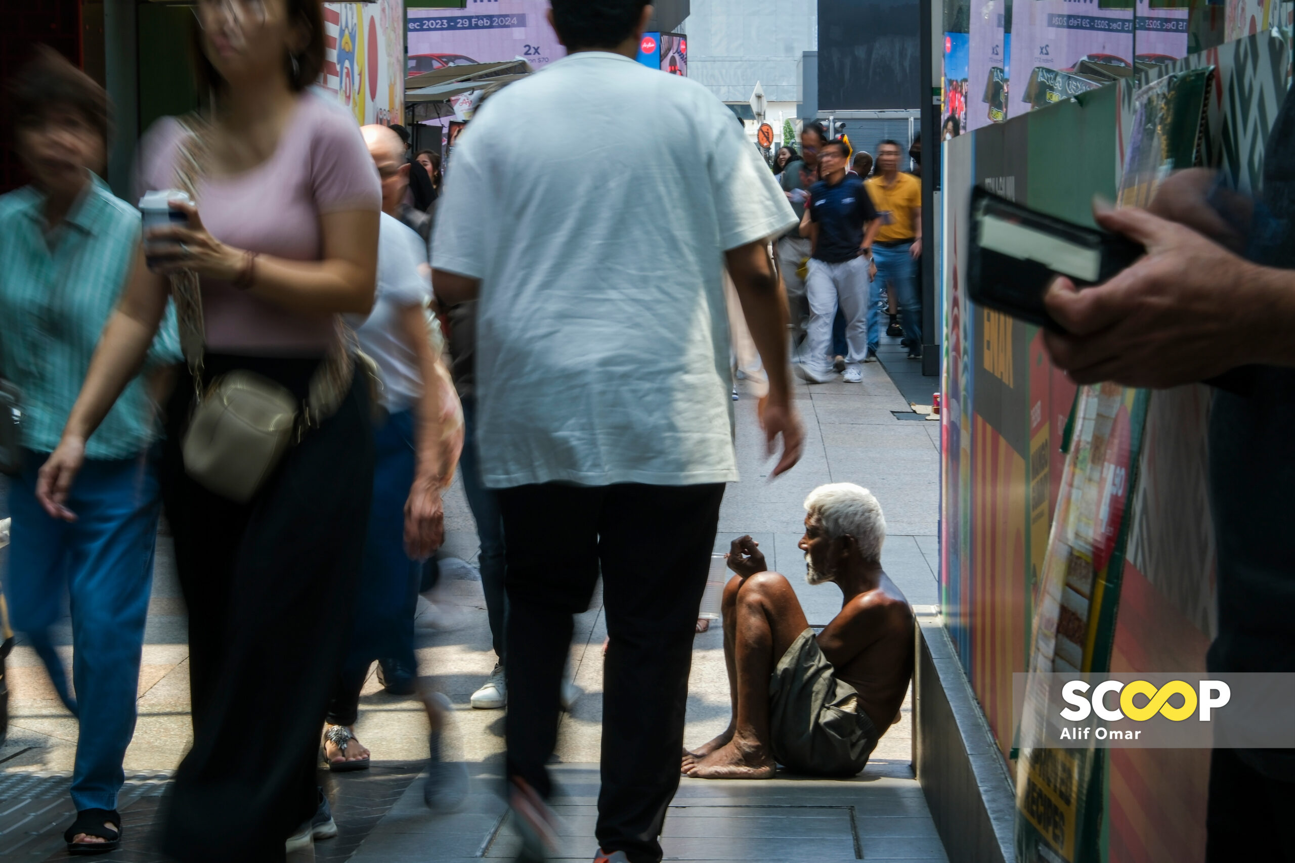 Photo of the day: Bukit Bintang's sidewalk humanity