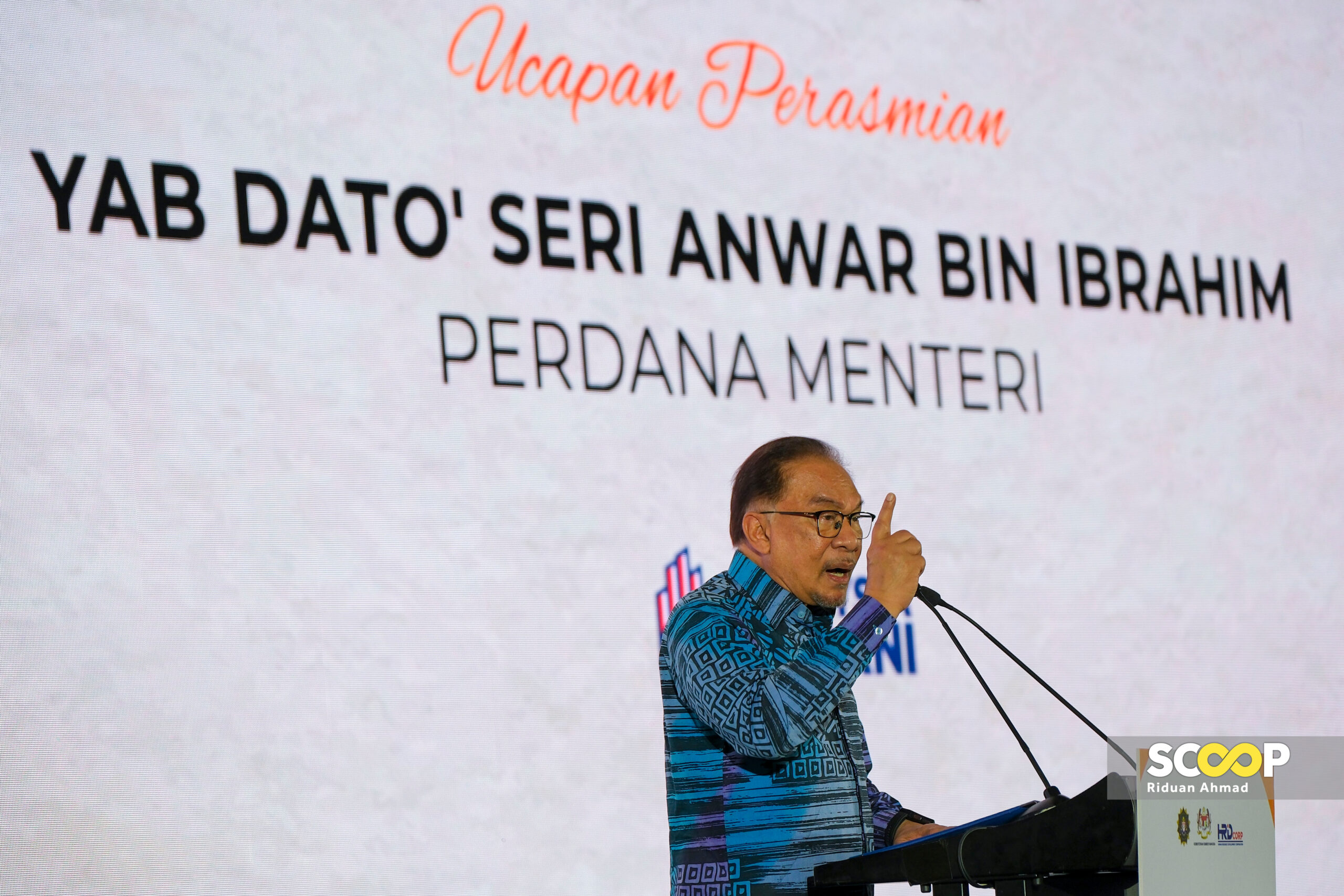 Any minister found involved in corruption must be dropped from cabinet: Anwar