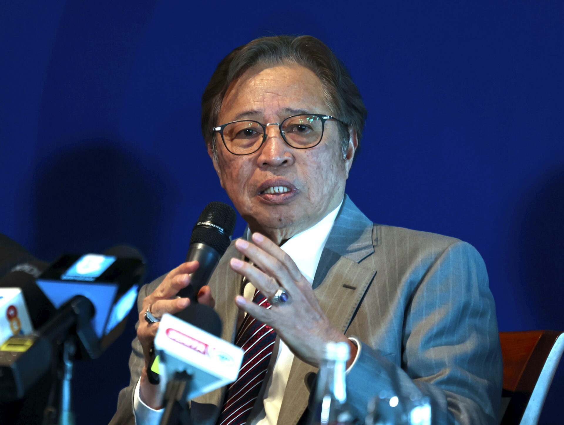 Sarawak premier vows to continue Taib Mahmud's legacy