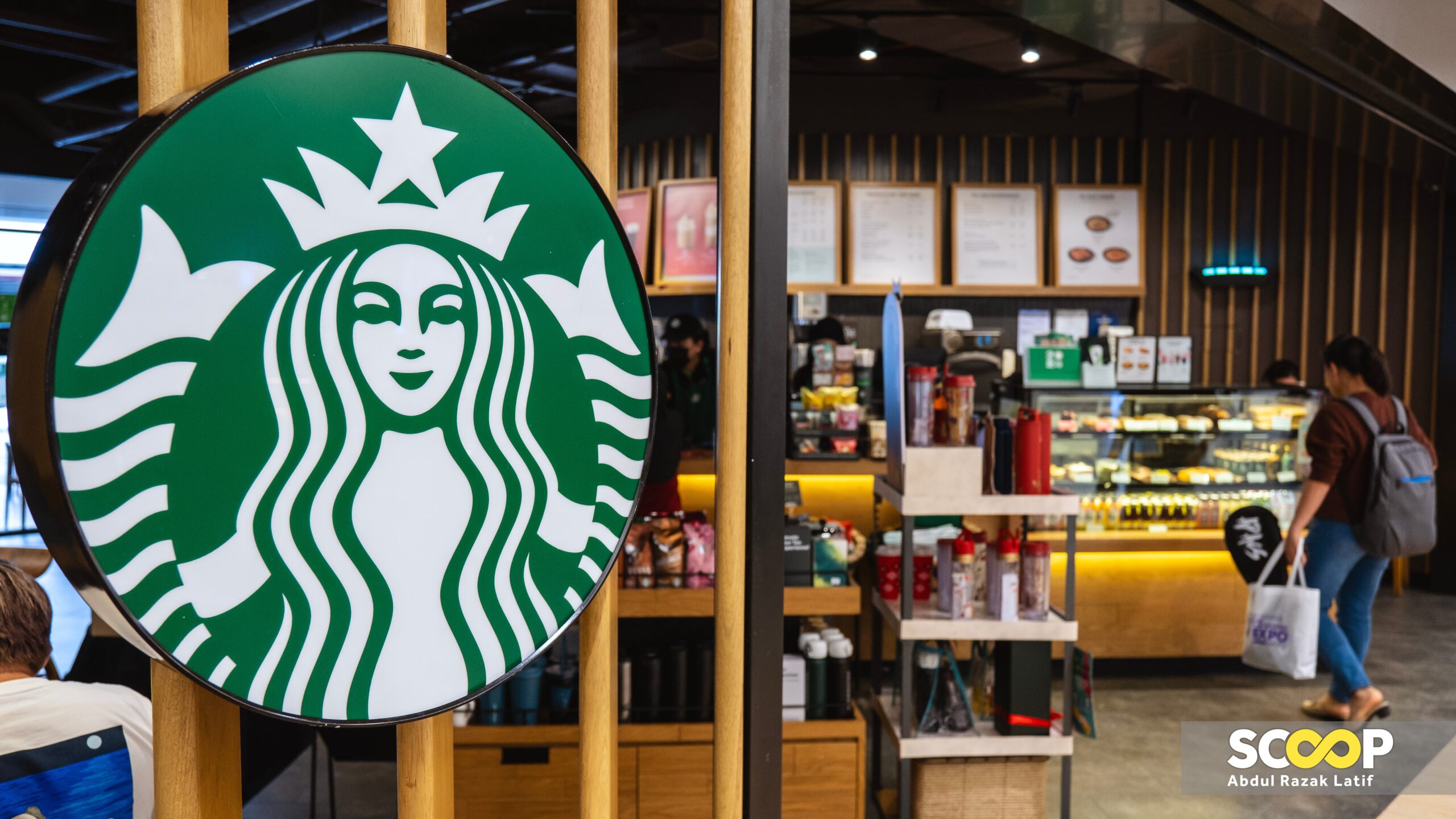 Pemilik francais Starbucks, Berjaya Food alami penurunan perolehan disebabkan 'boikot Asia Barat'