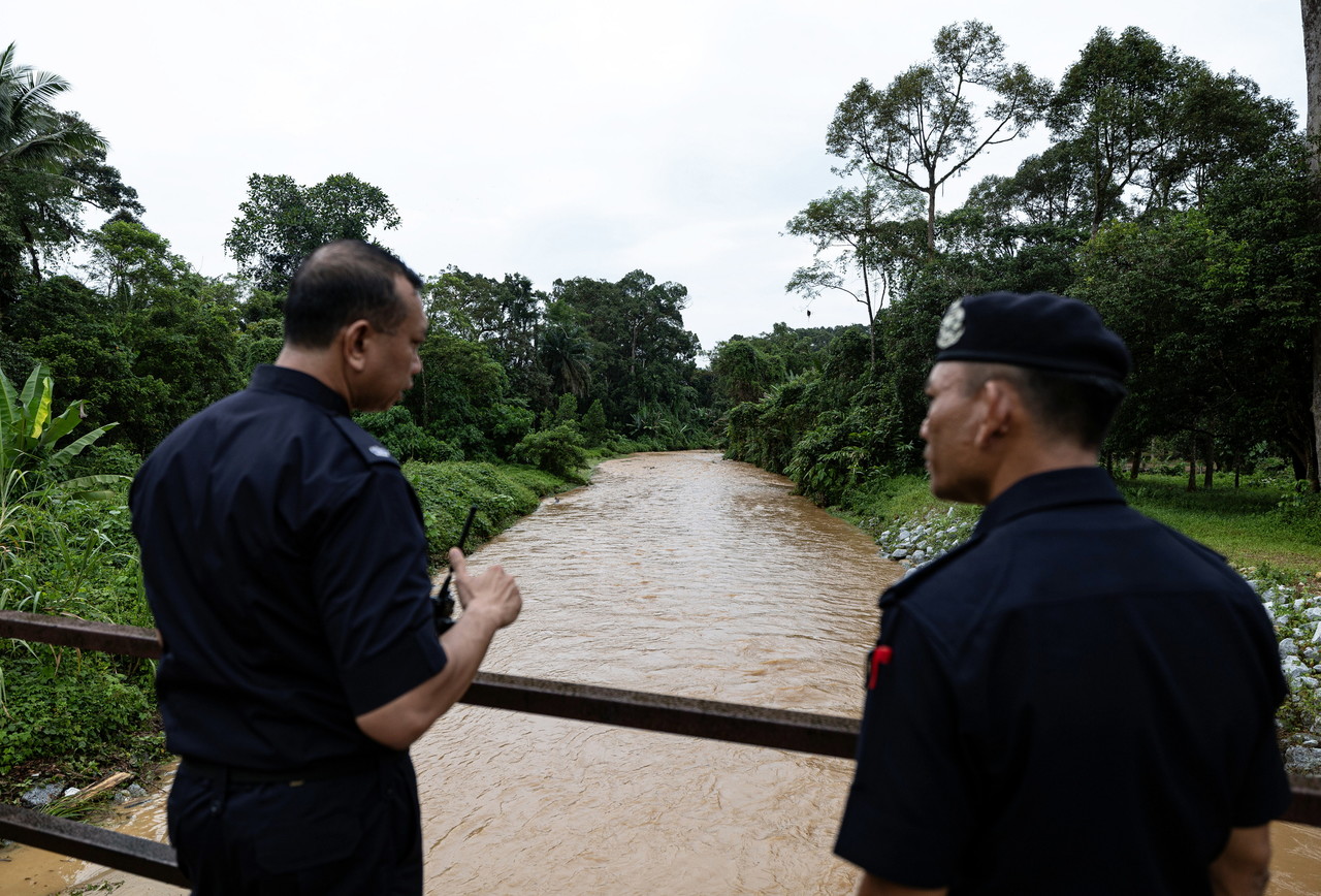 Rescuers find bodies of last two child victims of Kg Poh water surge