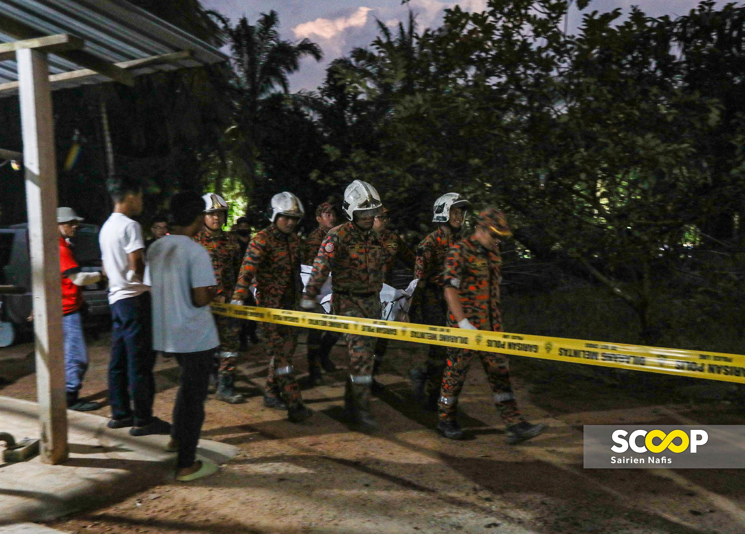 [UPDATED] Kapar air crash: two victims found dead, buried in wreckage 2m underground 