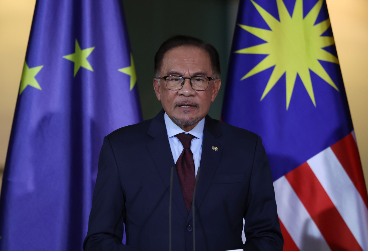 Anwar calls out Western 'hypocrisy' on Gaza, rejects selective approach