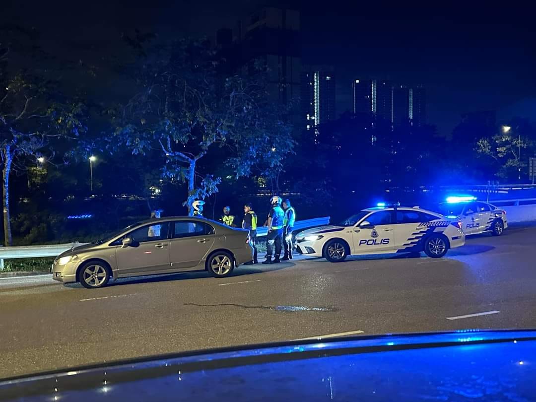 75-year-old woman arrested for driving against traffic in JB in early morning