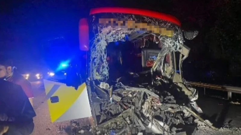 Express bus driver killed, seven injured in Alor Gajah crash