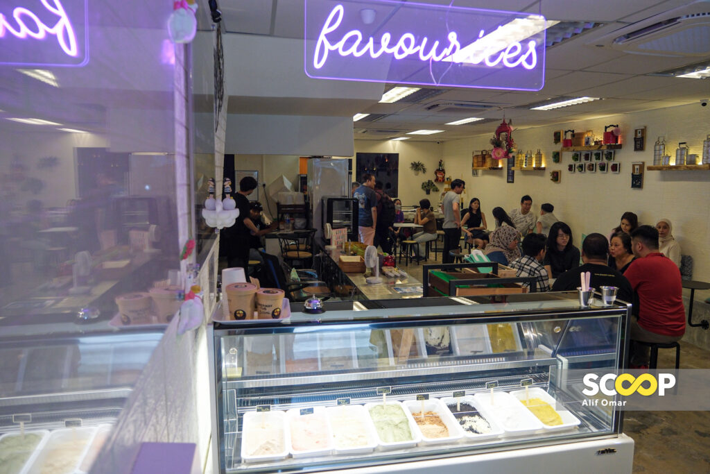 22052024-YL-Gelateria-SS21-Damansara-ALIF-OMAR-18