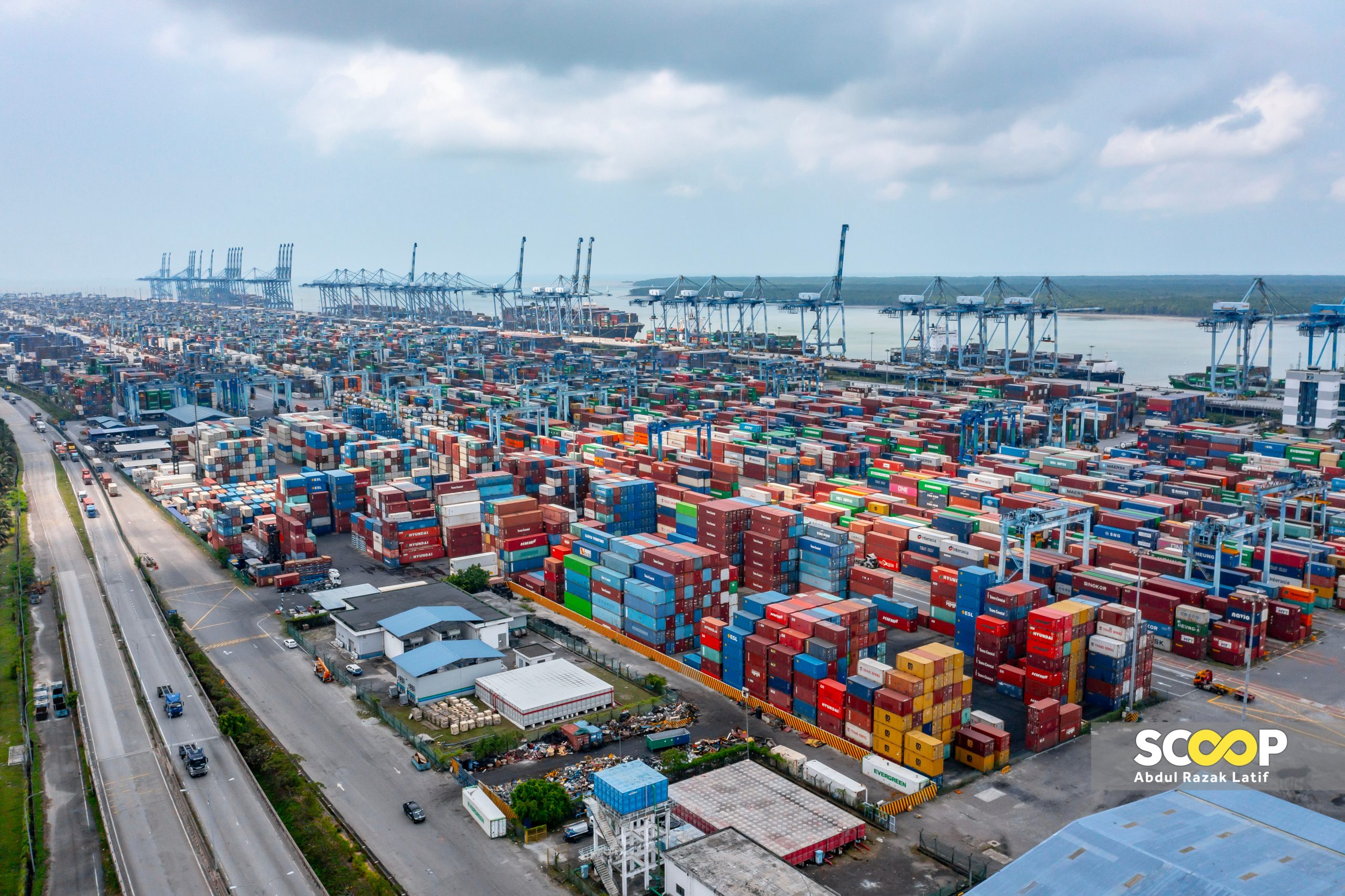 Malaysia’s trade surges 12.1% to RM221.74 bil in April