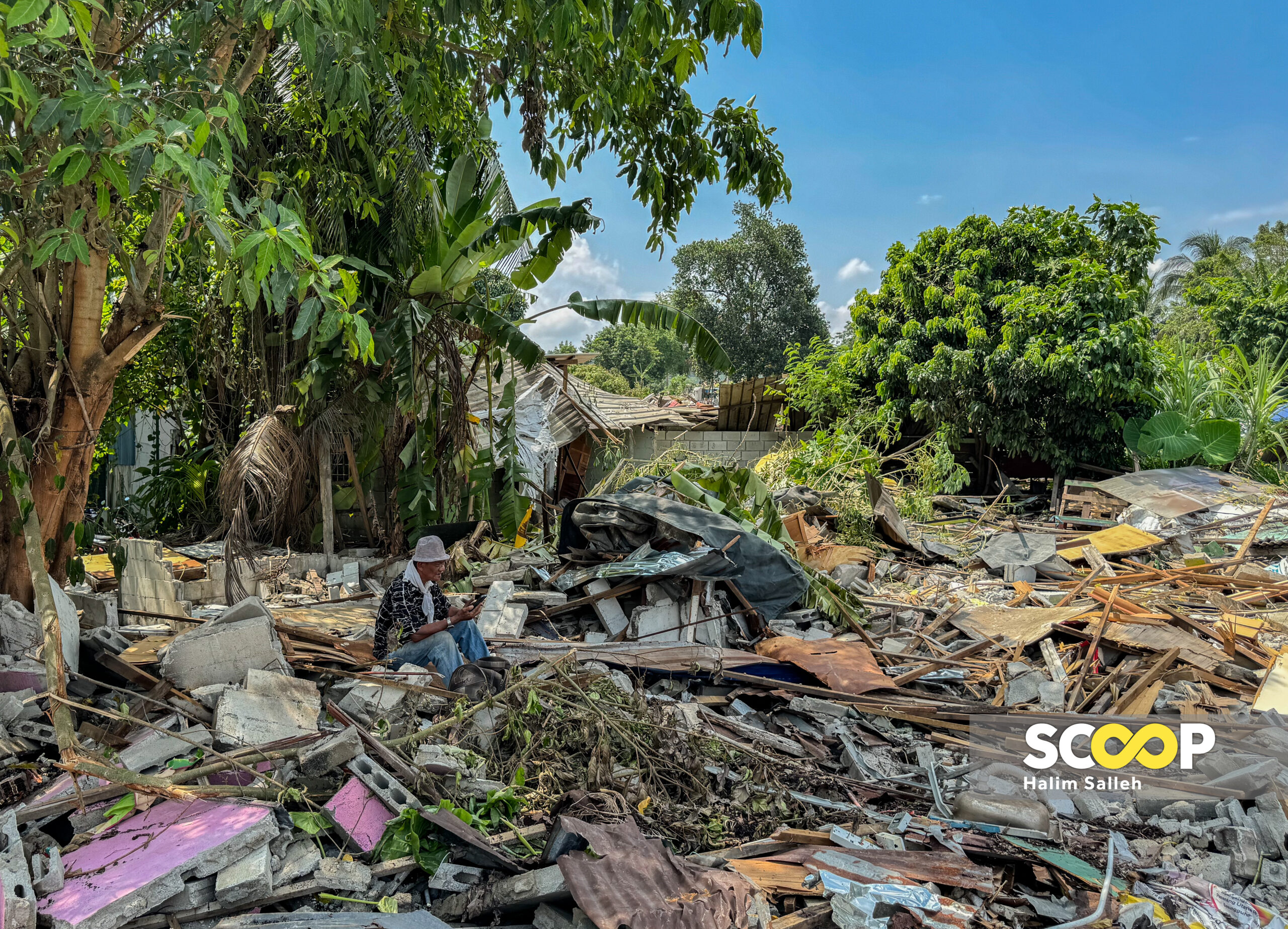 Photo of the Day: Ruins of a demolished home in Kg Sri Makmur 