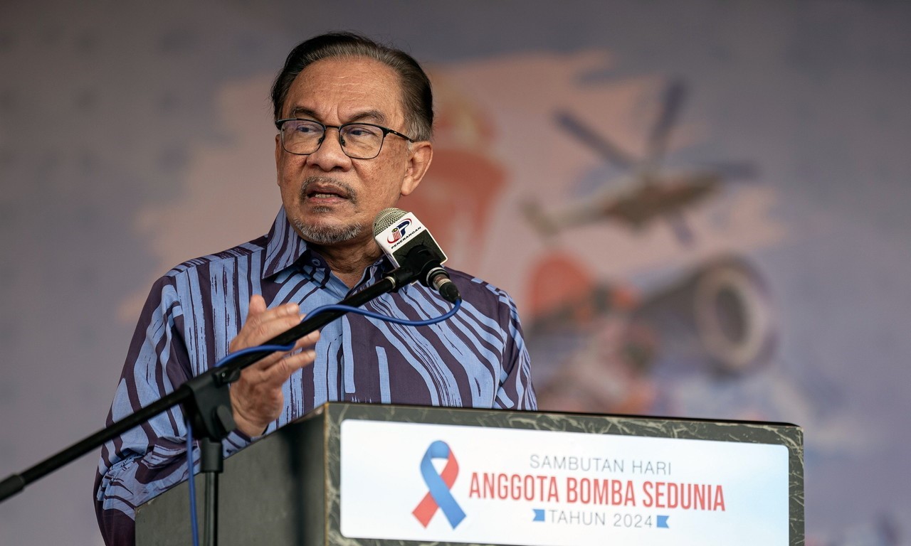 MPs against public sector pay hike must be punished at the ballot box, says Anwar