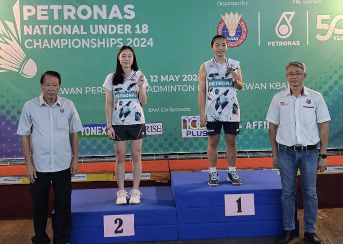 Double trouble: Xin Yee sweeps women’s singles, doubles at U18 badminton championships