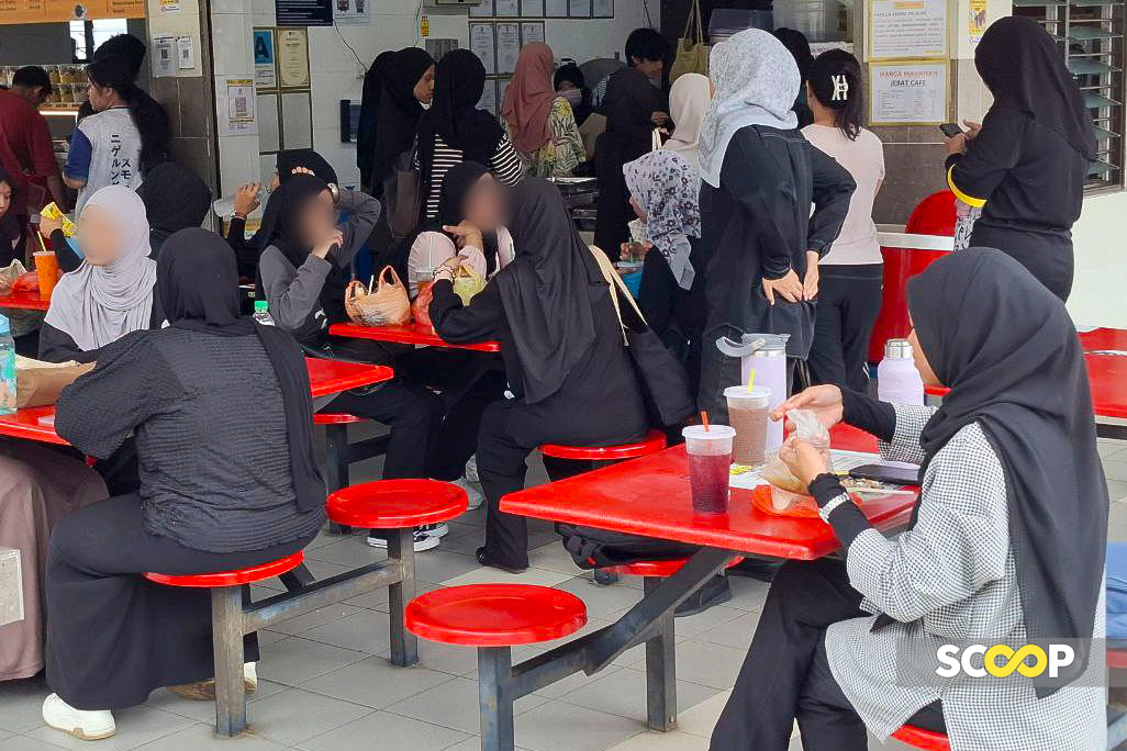 UiTM Shah Alam students divided over student council's stance on non-Bumi admissions