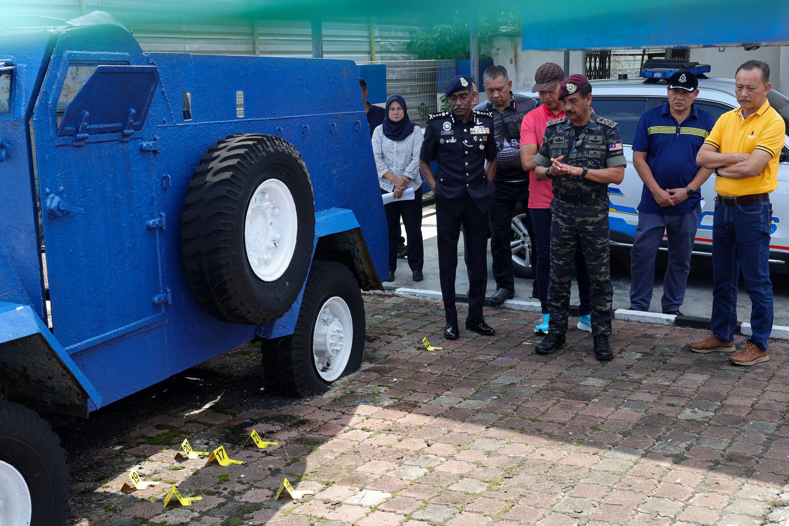 Dua anggota maut diserang: PDRM tingkat kawalan keselamatan semua balai polis di Johor