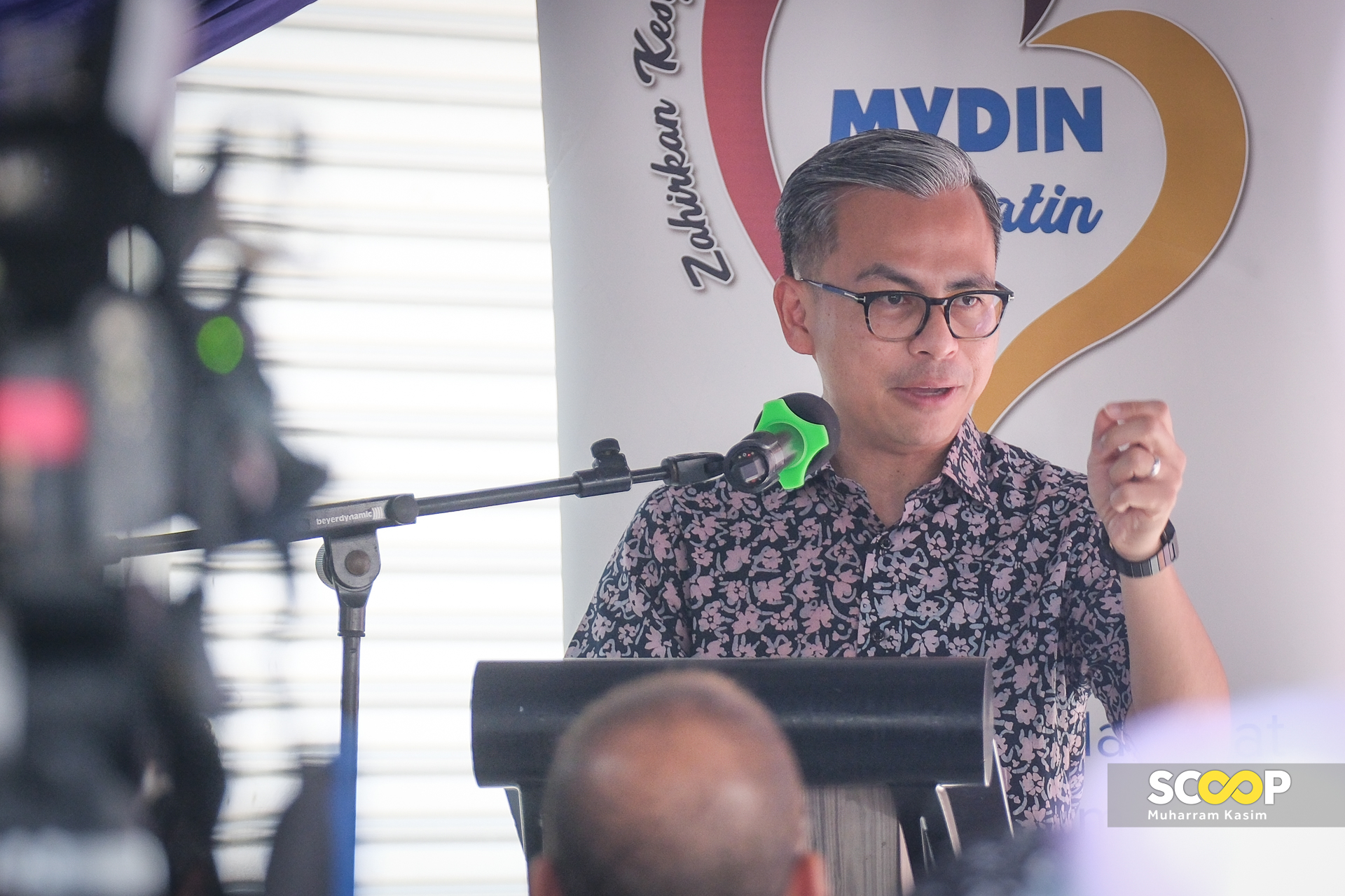 Talk to Jakim, Yadim before giving celebrity ‘asatizah’ airtime: Fahmi to broadcasters