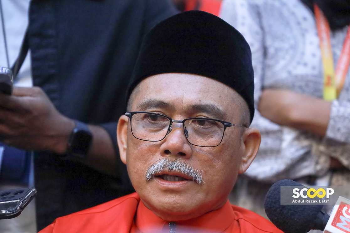 Bersatu notifies Dewan Rakyat Speaker six MPs no longer members