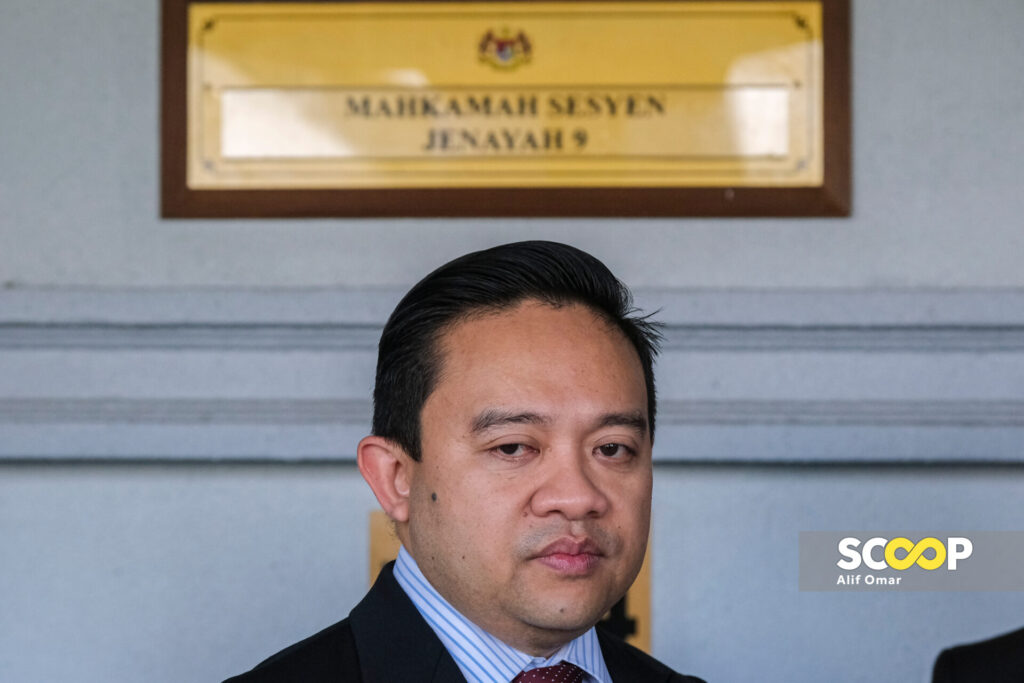 Wan Saiful Money Laundering Trial Bankers Testify On Money Trail From Bersatu Mans Companies 1128