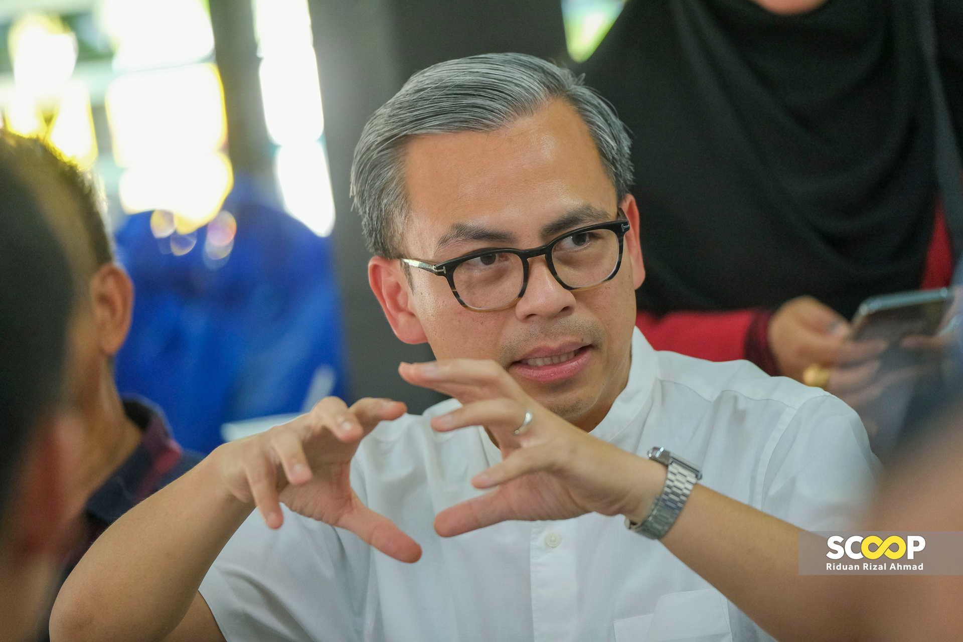 Take national security into account in demolition of illegal houses in Semporna: Fahmi