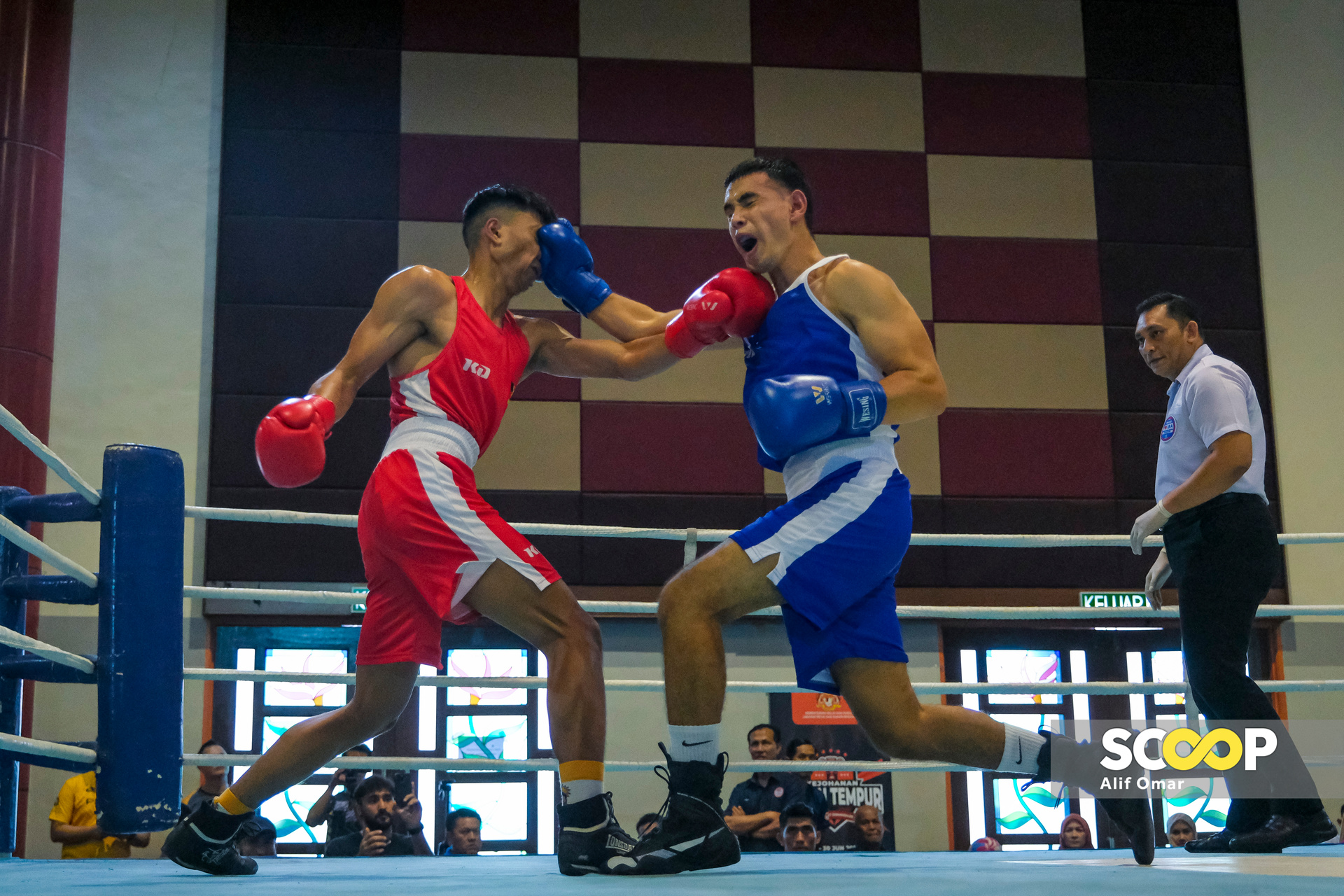 Photo of the day: Intense boxing showdown at 2024 National Combat Sports Championship