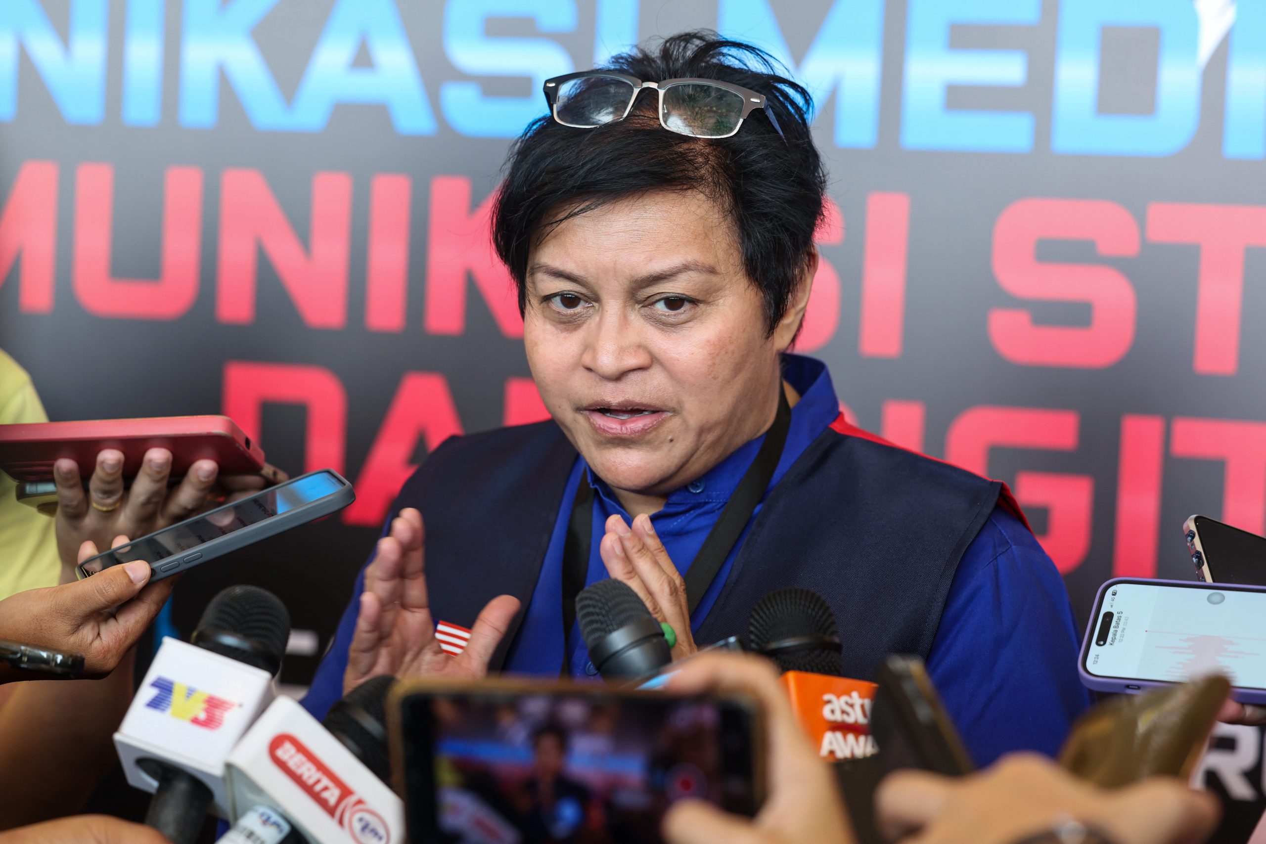 Not happy with cops over probe into e-hailing driver’s assault? Lodge a complaint to IPCC: Azalina