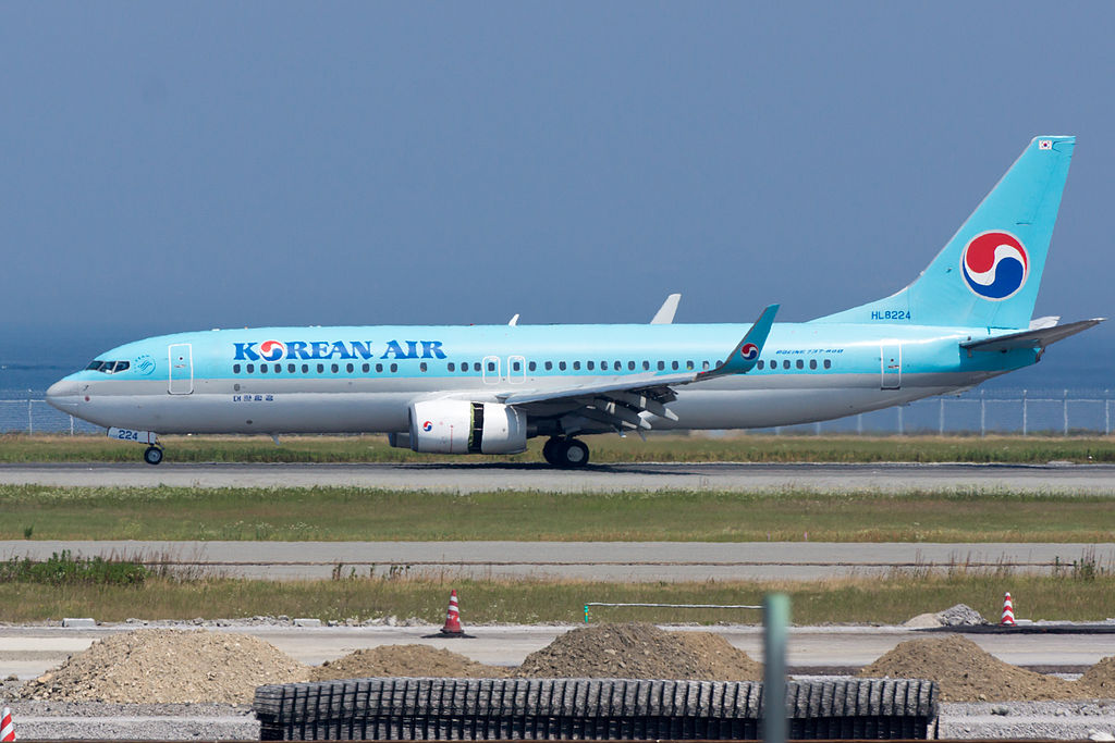 Nosebleeds, earaches after Korean Air Boeing plane drops 6,000m due to cabin pressure issues