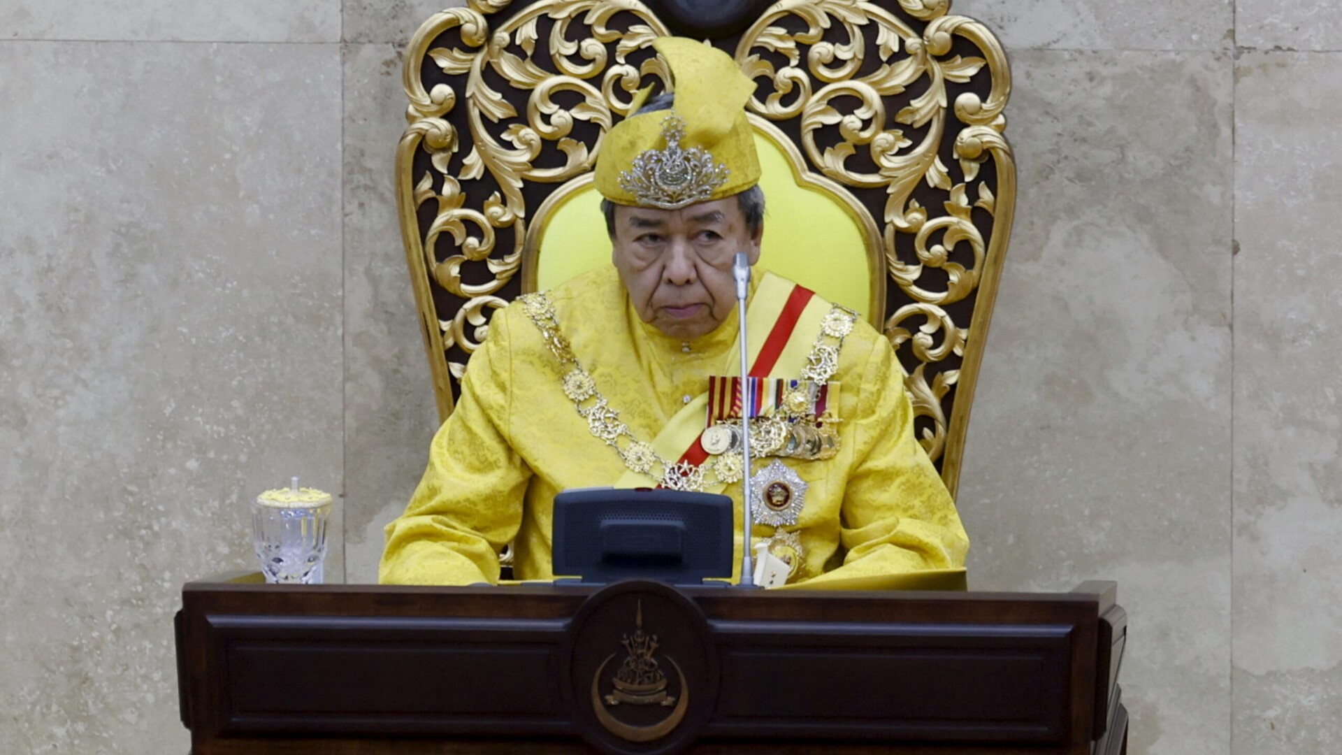 Sultan Selangor murka terhadap MFL, kecewa dengan Hamidin