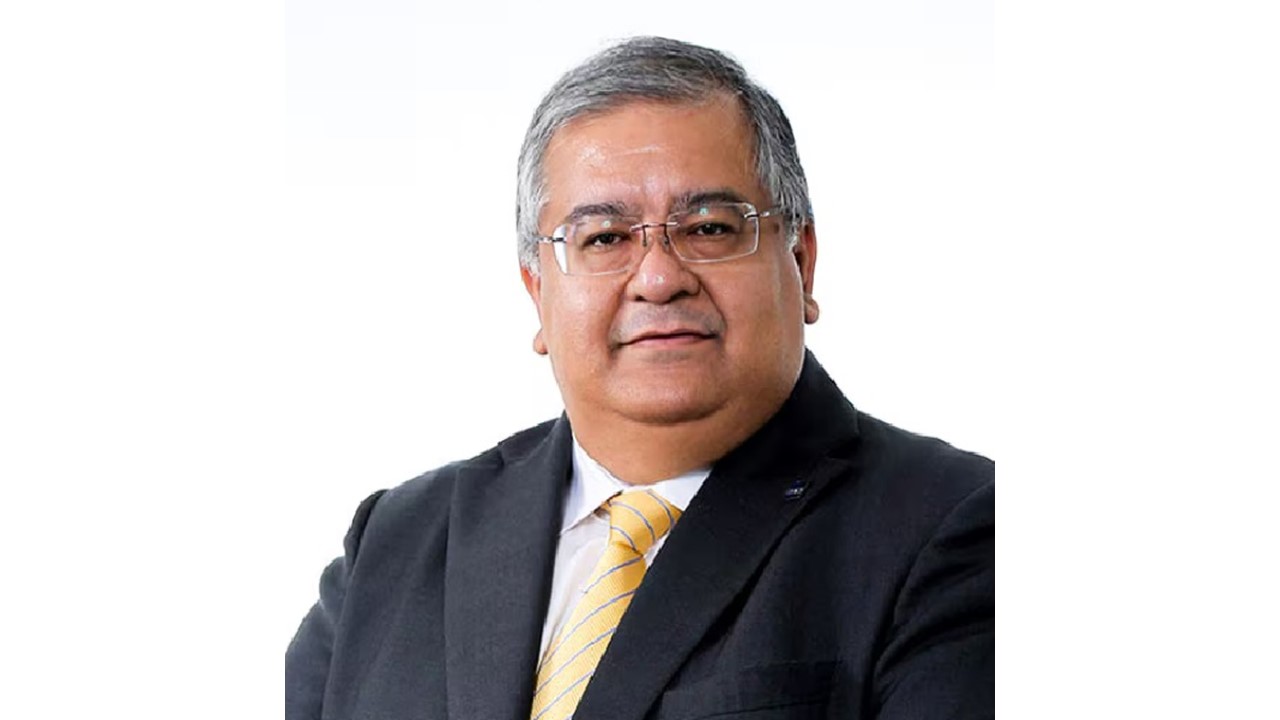 Datuk Mohammad Faiz Azmi as new executive chairman of SC effective June 16 2024