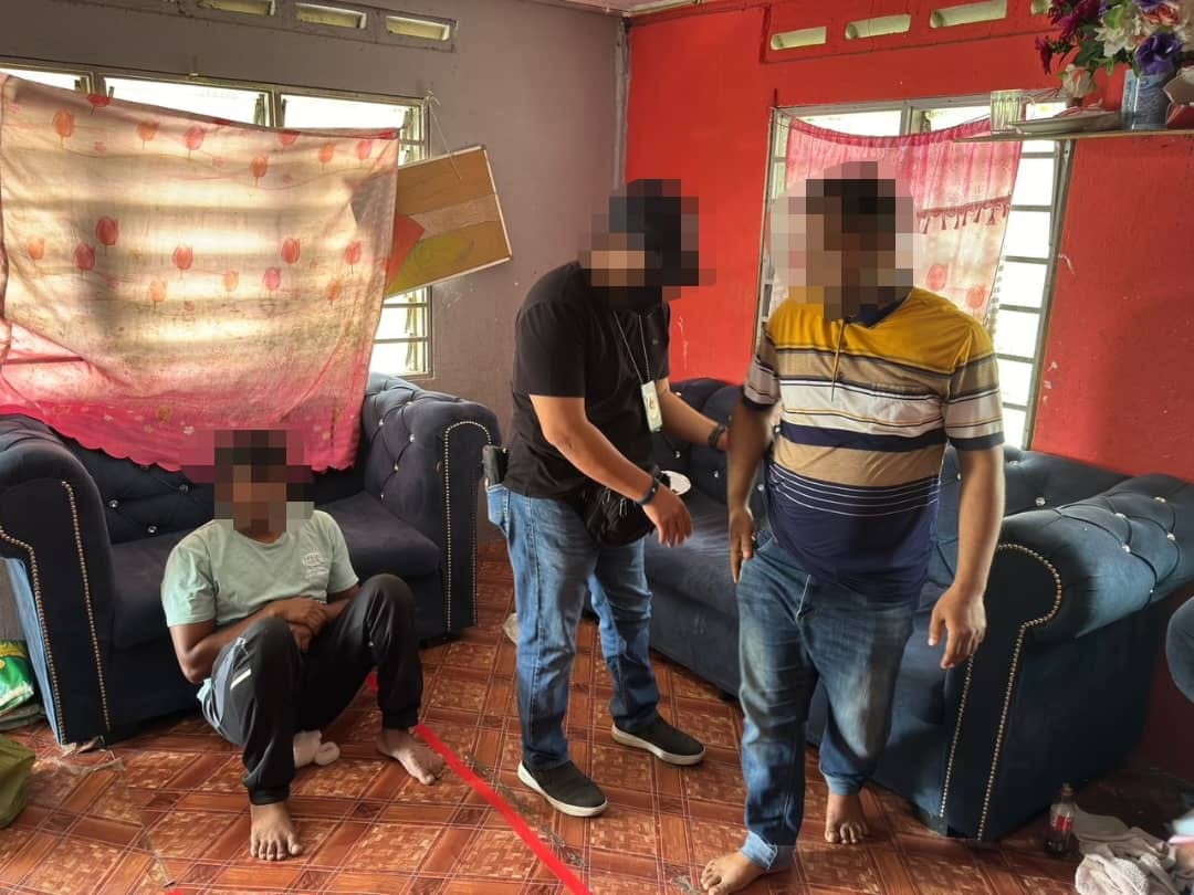 Two Rohingya men nabbed in K'tan trying to smuggle four others to KL