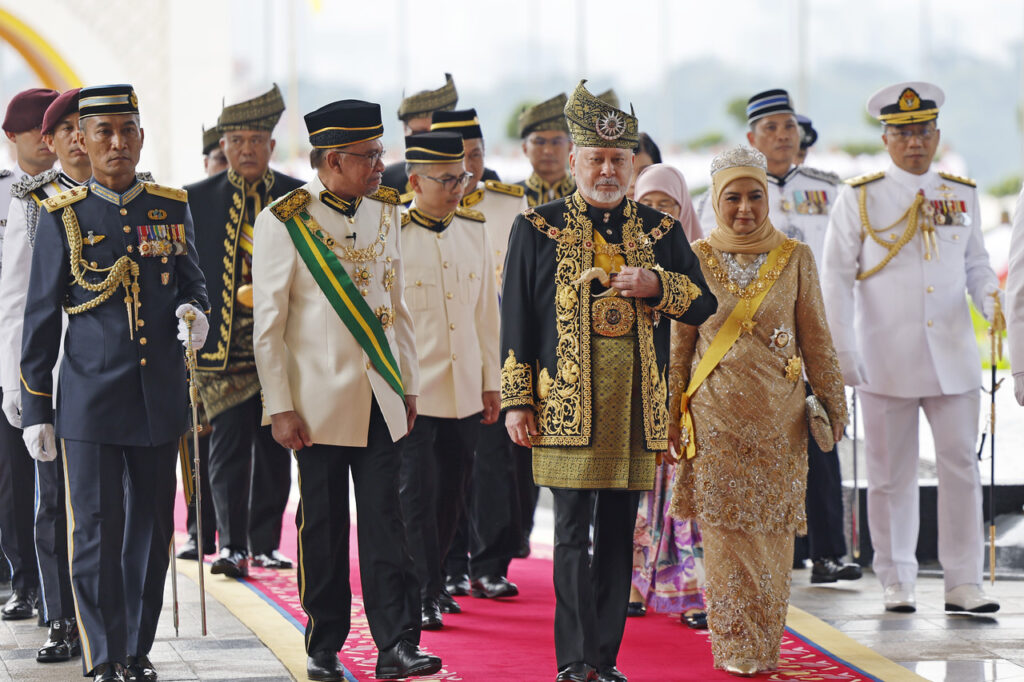 ISTIADAT PERTABALAN YANG DI-PERTUAN AGONG KE-17