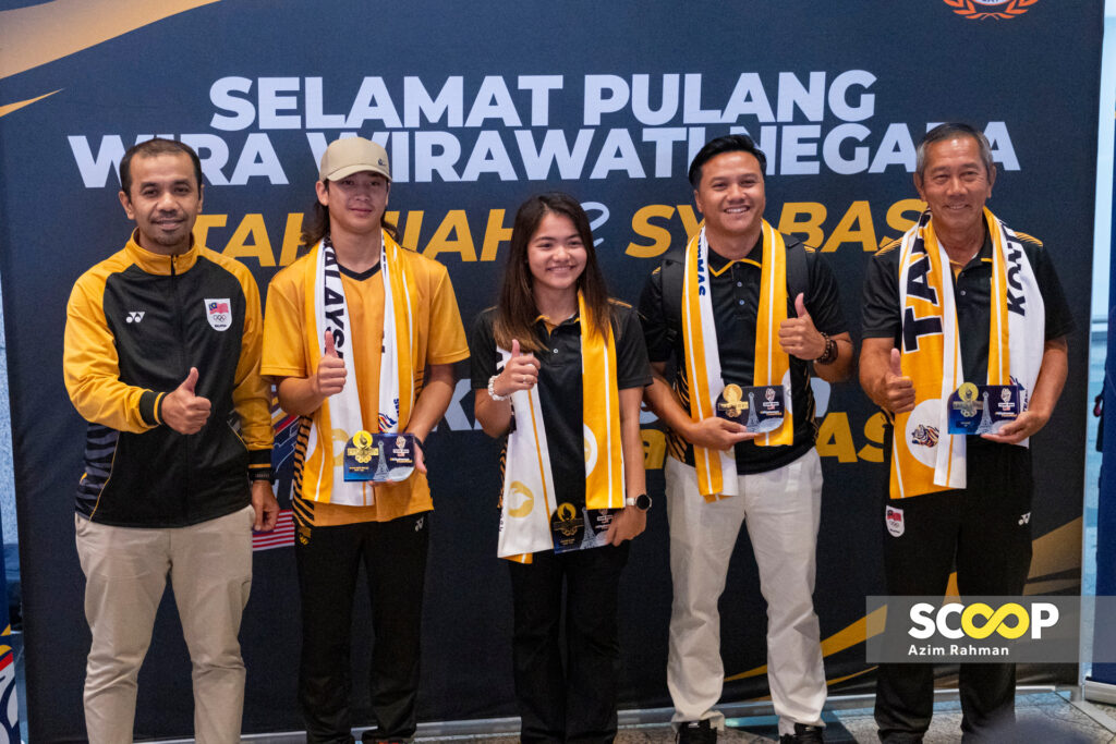 13082024 - Penerjun negara, Nur Dhabitah Sabri dan Bertrand Rhodic tiba di KLIA - AZIM RAHMAN