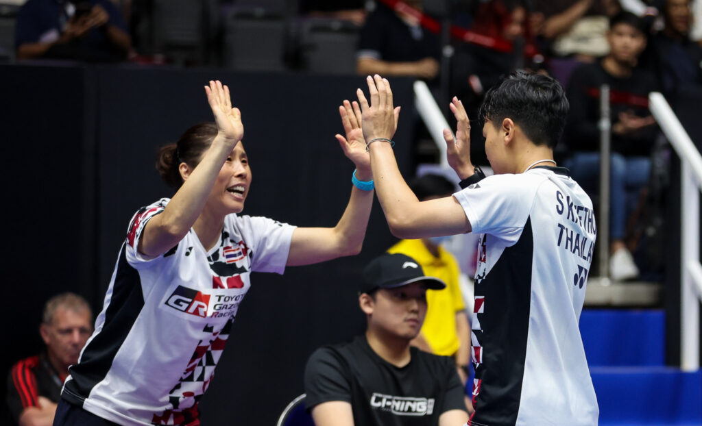 A file picture of coach Kim Ji Hyun (left) with Thai player Supanida Katethong - BWF pic - 04102024